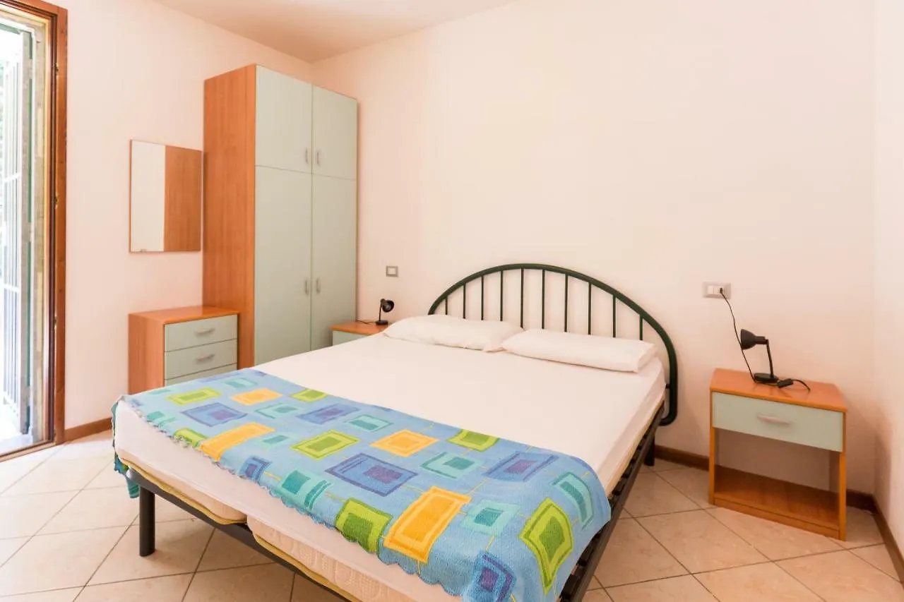 Le Terrazze Apartments Lido di Spina 0*,  Italien
